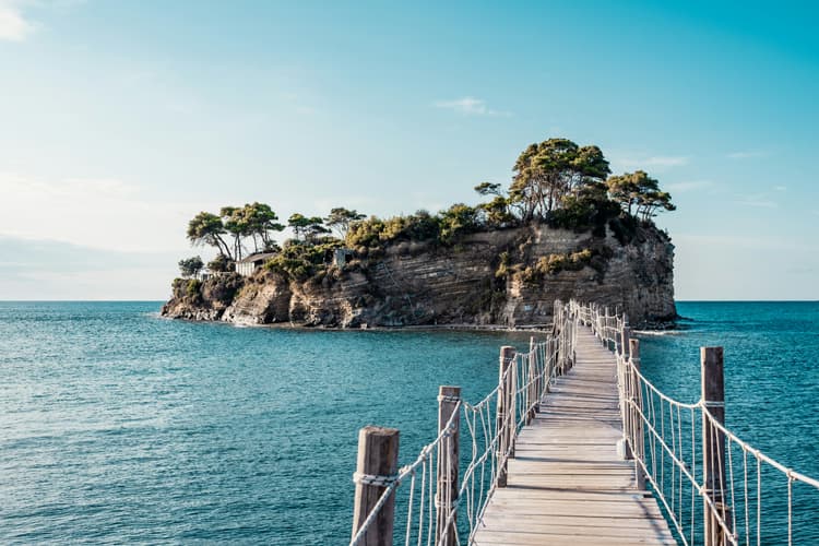 OffersHunt Travel Deals - Save on flights and hotels